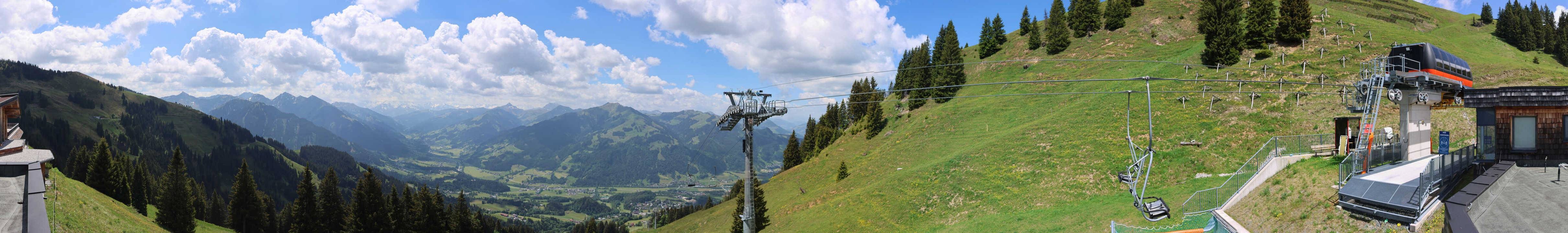 Archiv Foto Webcam Blick von der Bichlalm über Kitzbühel