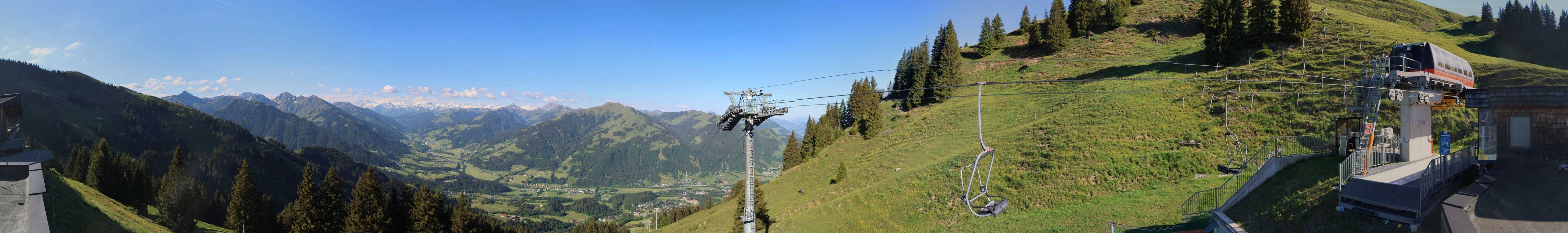 Archiv Foto Webcam Blick von der Bichlalm über Kitzbühel