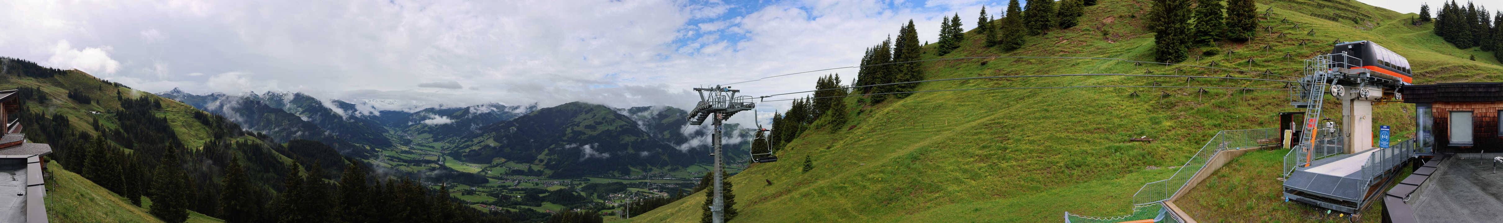 Archiv Foto Webcam Blick von der Bichlalm über Kitzbühel