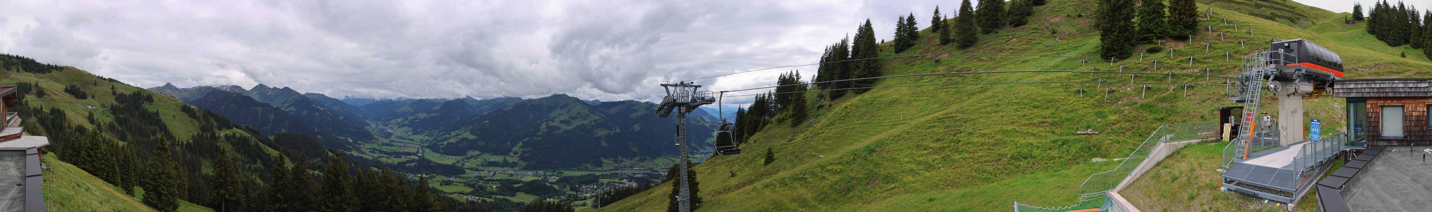 Archiv Foto Webcam Blick von der Bichlalm über Kitzbühel