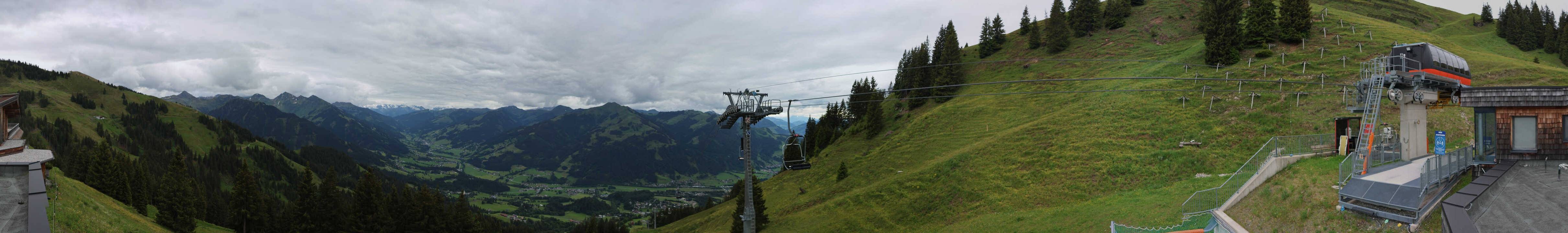 Archiv Foto Webcam Blick von der Bichlalm über Kitzbühel