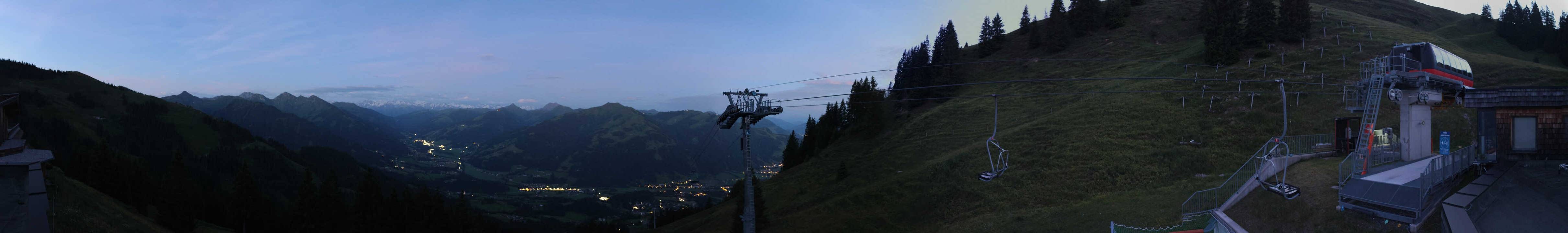 Archiv Foto Webcam Blick von der Bichlalm über Kitzbühel