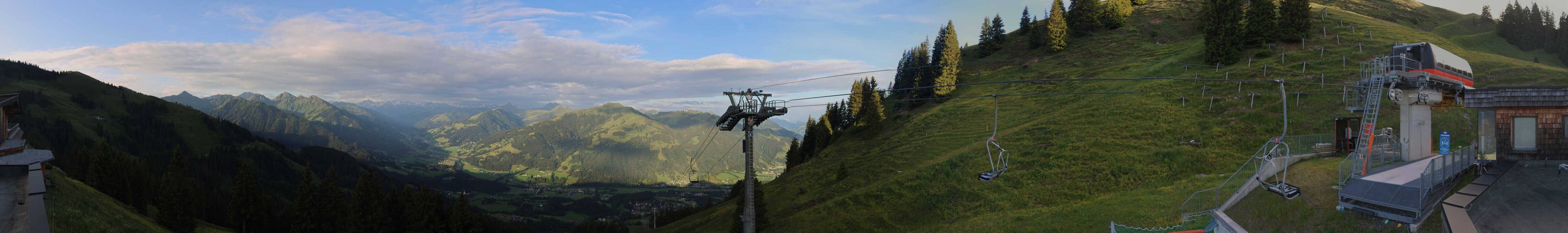 Archiv Foto Webcam Blick von der Bichlalm über Kitzbühel