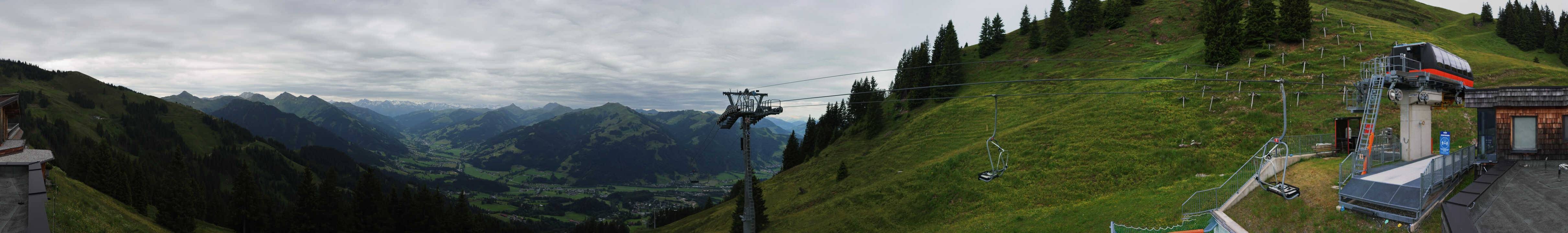 Archiv Foto Webcam Blick von der Bichlalm über Kitzbühel