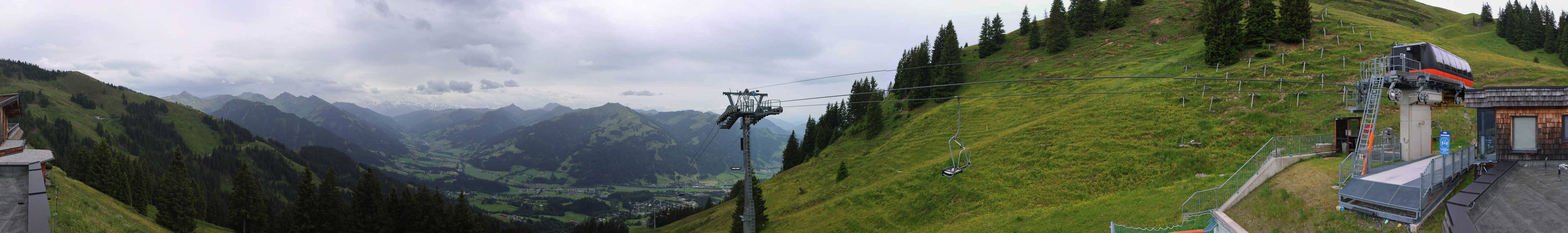 Archiv Foto Webcam Blick von der Bichlalm über Kitzbühel