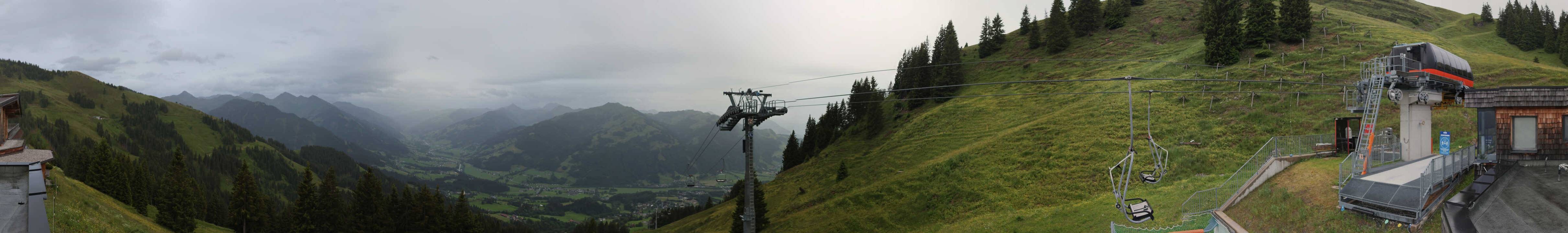 Archiv Foto Webcam Blick von der Bichlalm über Kitzbühel