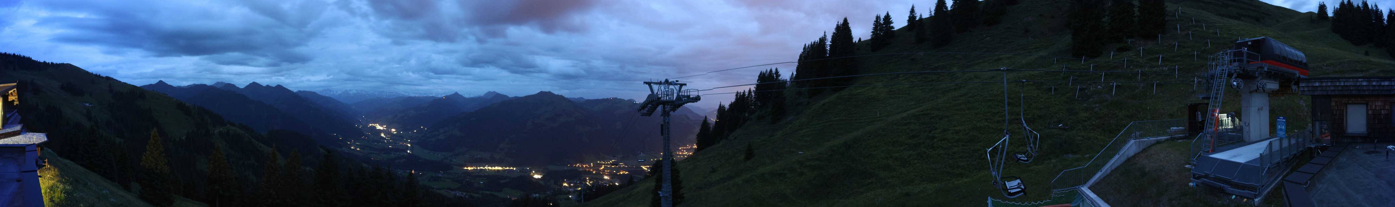 Archiv Foto Webcam Blick von der Bichlalm über Kitzbühel