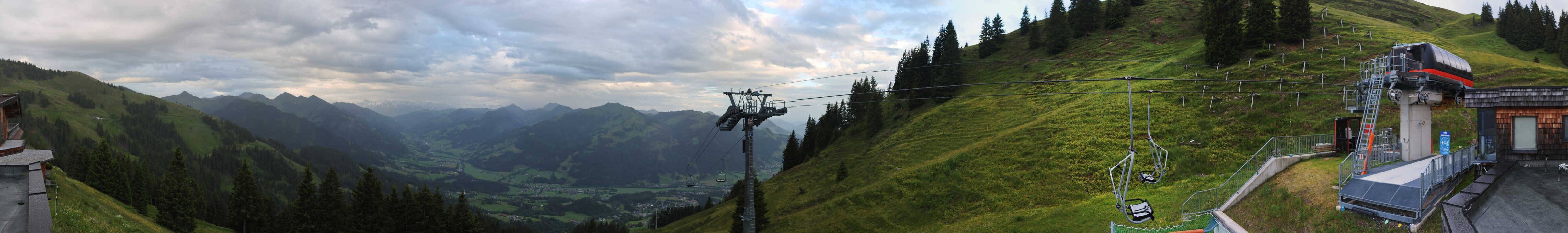 Archiv Foto Webcam Blick von der Bichlalm über Kitzbühel