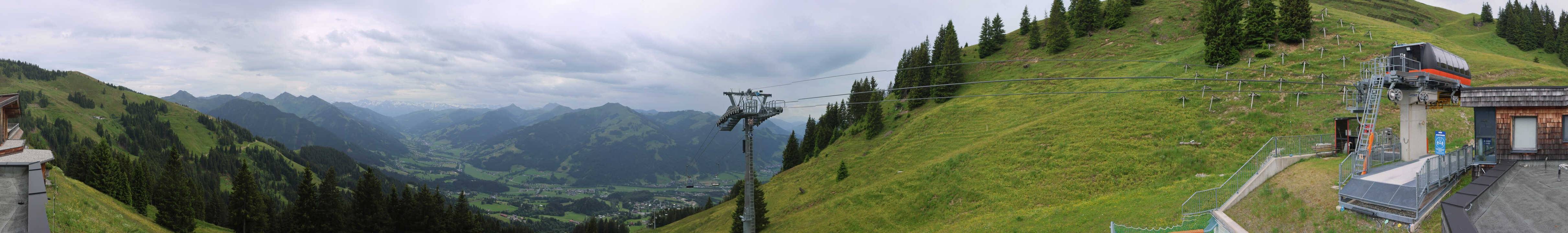 Archiv Foto Webcam Blick von der Bichlalm über Kitzbühel