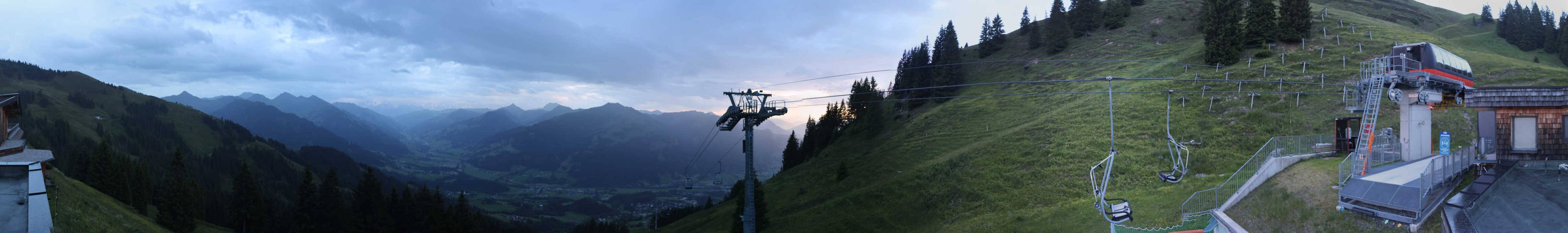 Archiv Foto Webcam Blick von der Bichlalm über Kitzbühel
