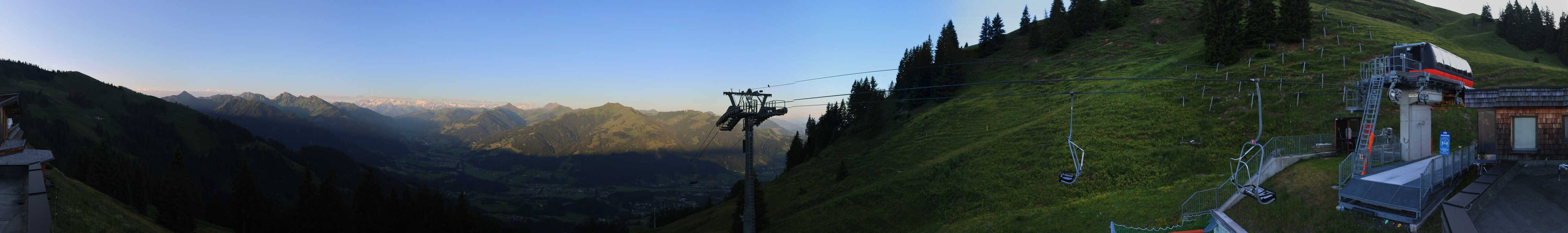 Archiv Foto Webcam Blick von der Bichlalm über Kitzbühel