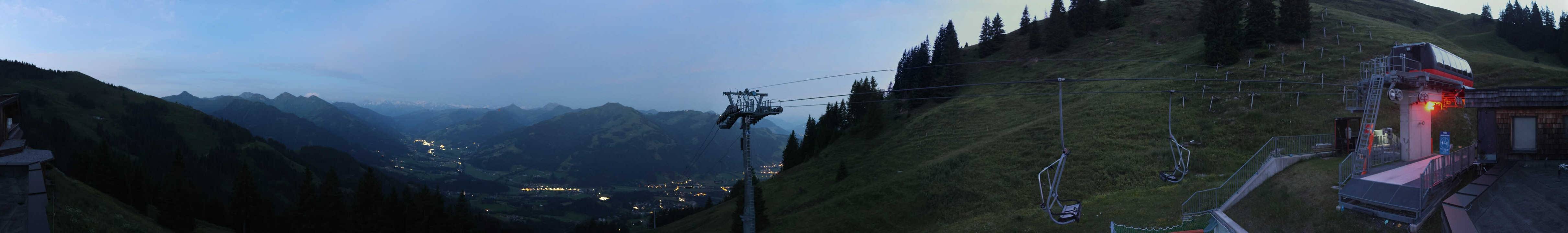 Archiv Foto Webcam Blick von der Bichlalm über Kitzbühel