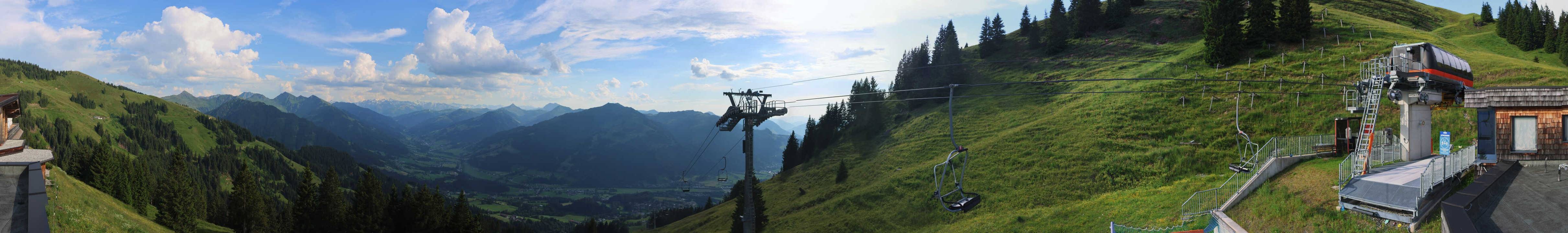 Archiv Foto Webcam Blick von der Bichlalm über Kitzbühel