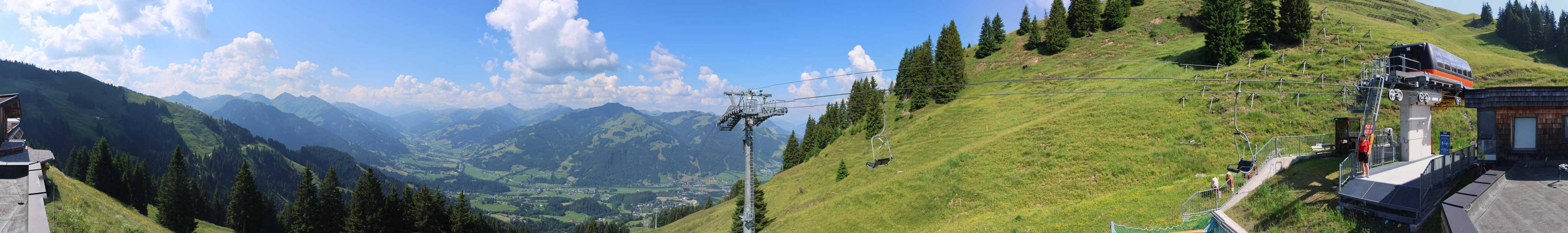 Archiv Foto Webcam Blick von der Bichlalm über Kitzbühel