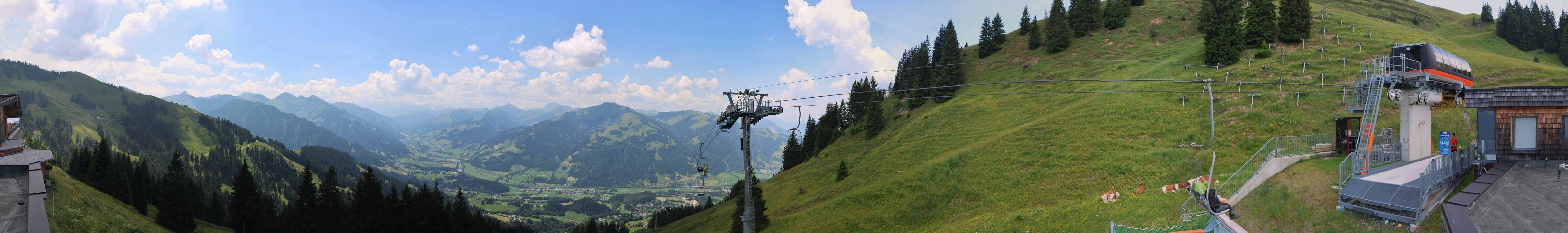 Archiv Foto Webcam Blick von der Bichlalm über Kitzbühel