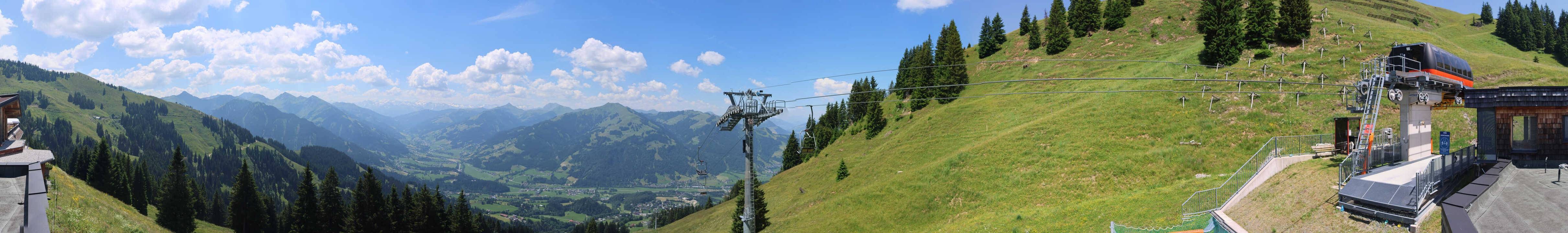 Archiv Foto Webcam Blick von der Bichlalm über Kitzbühel