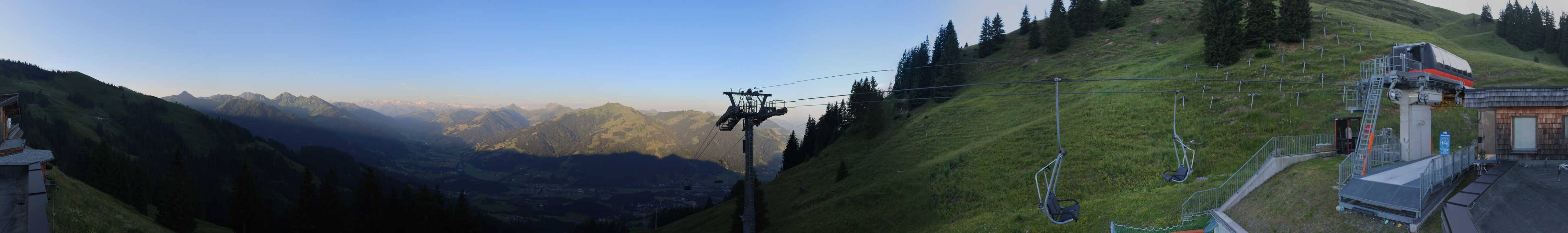 Archiv Foto Webcam Blick von der Bichlalm über Kitzbühel