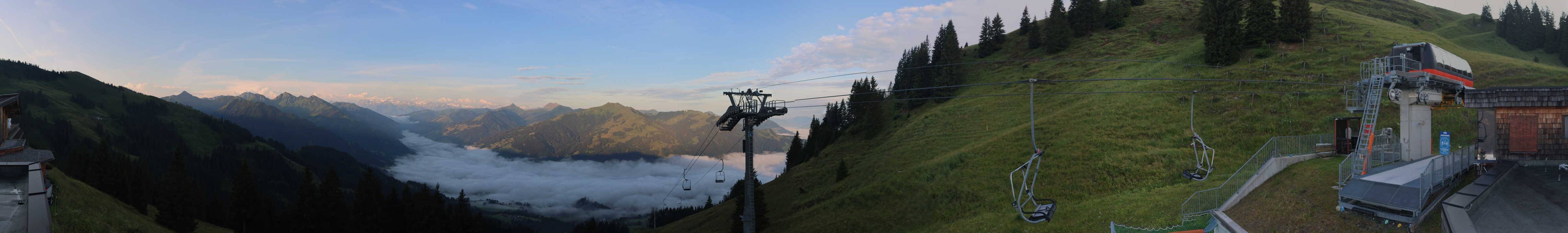 Archiv Foto Webcam Blick von der Bichlalm über Kitzbühel