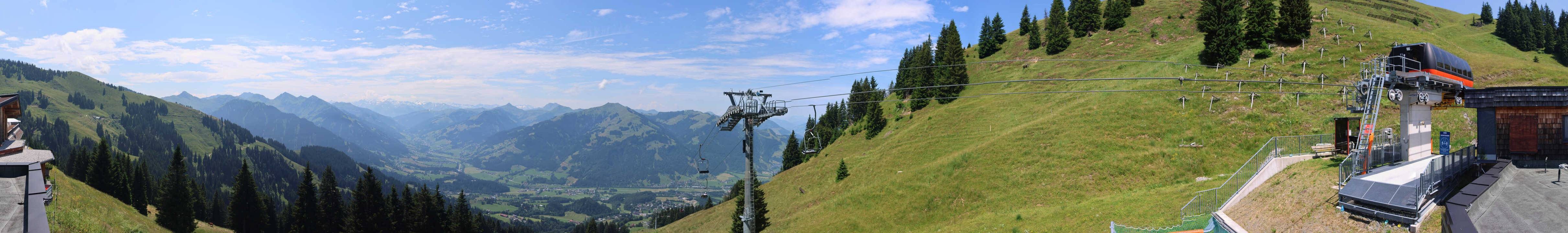 Archiv Foto Webcam Blick von der Bichlalm über Kitzbühel