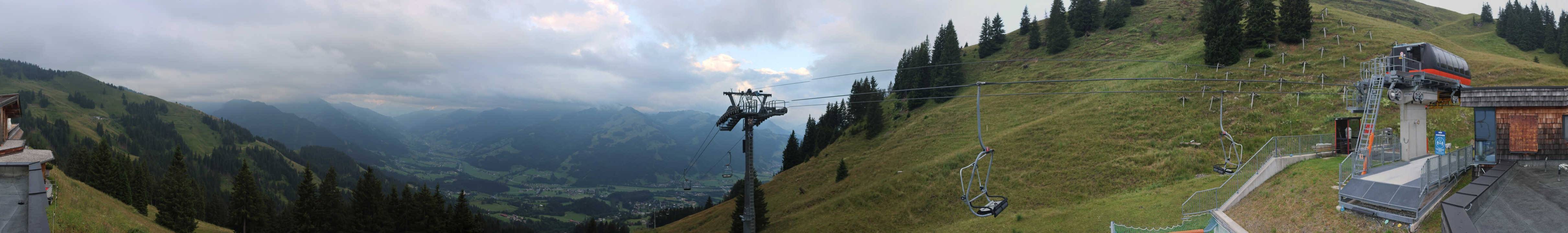 Archiv Foto Webcam Blick von der Bichlalm über Kitzbühel