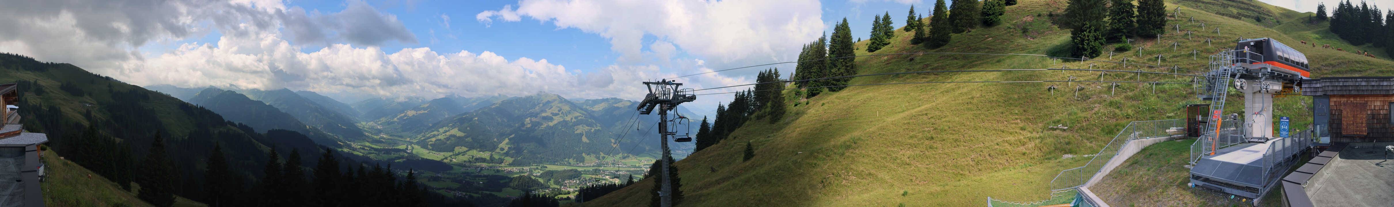 Archiv Foto Webcam Blick von der Bichlalm über Kitzbühel