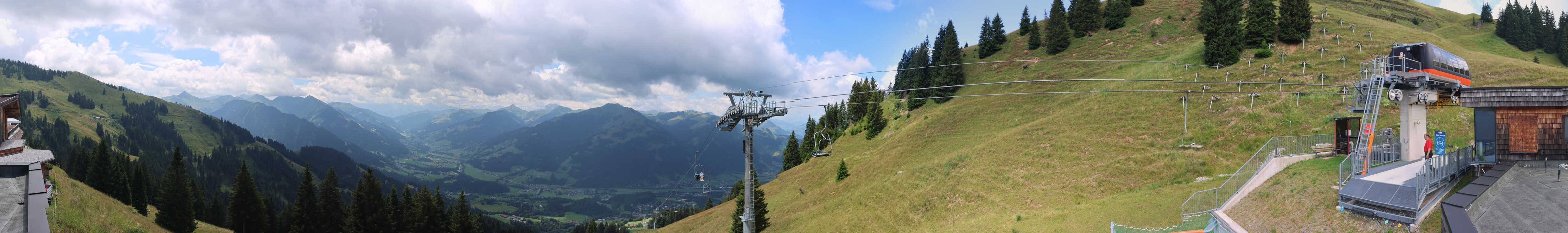 Archiv Foto Webcam Blick von der Bichlalm über Kitzbühel