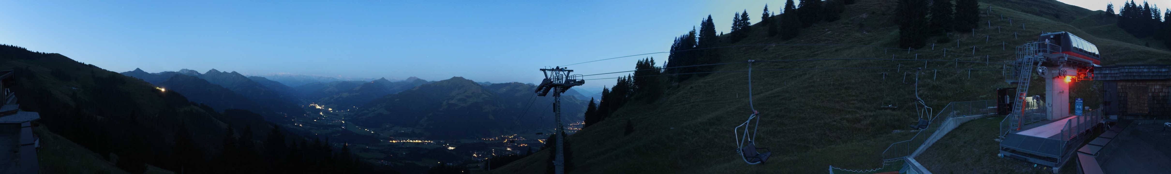 Archiv Foto Webcam Blick von der Bichlalm über Kitzbühel