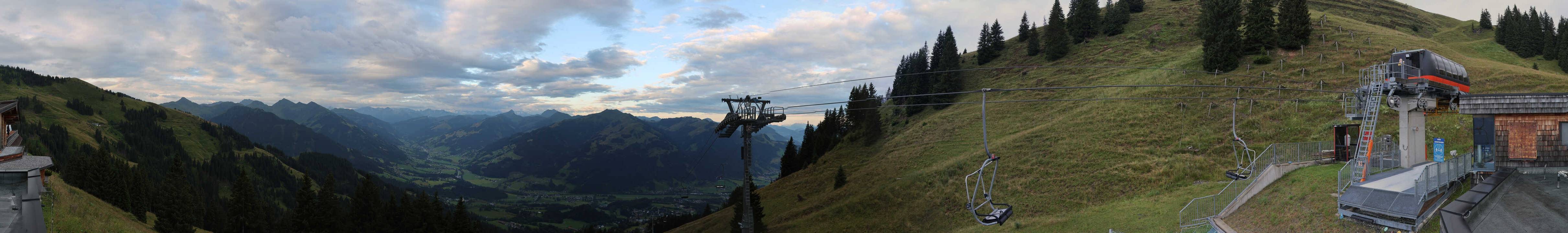 Archiv Foto Webcam Blick von der Bichlalm über Kitzbühel