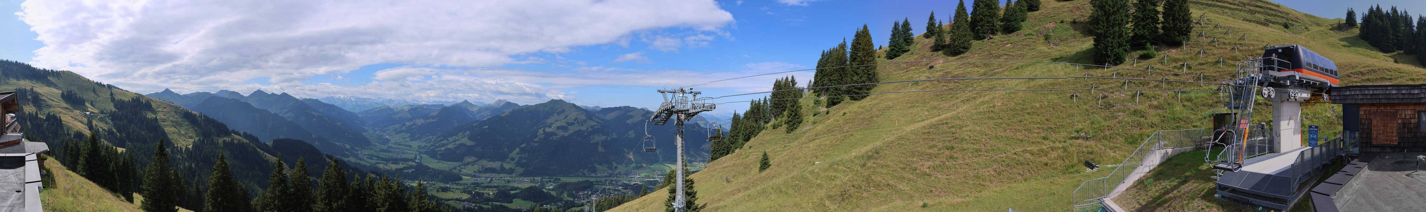 Archiv Foto Webcam Blick von der Bichlalm über Kitzbühel