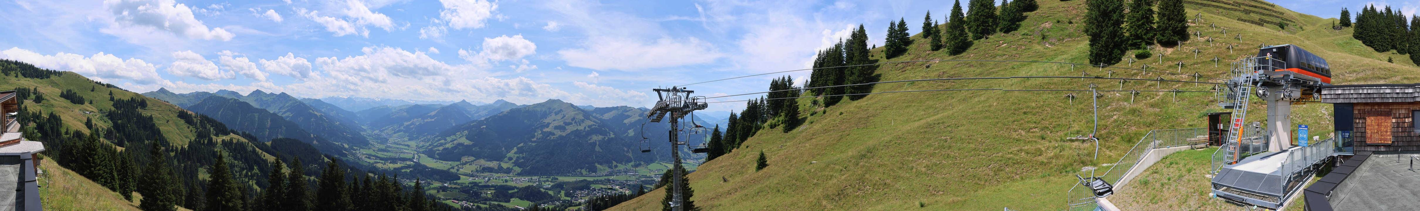 Archiv Foto Webcam Blick von der Bichlalm über Kitzbühel