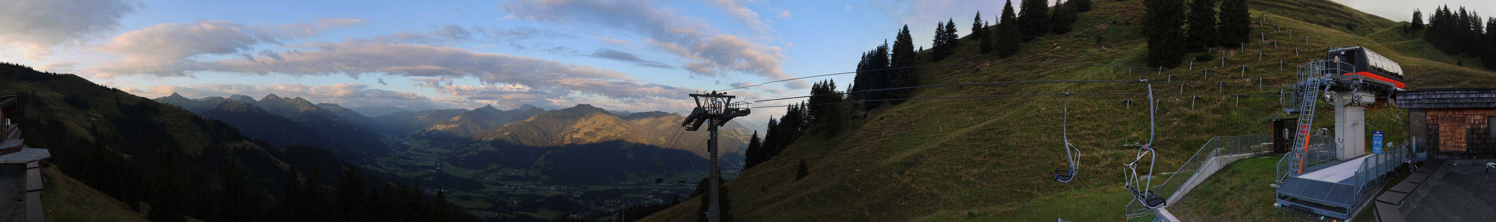 Archiv Foto Webcam Blick von der Bichlalm über Kitzbühel