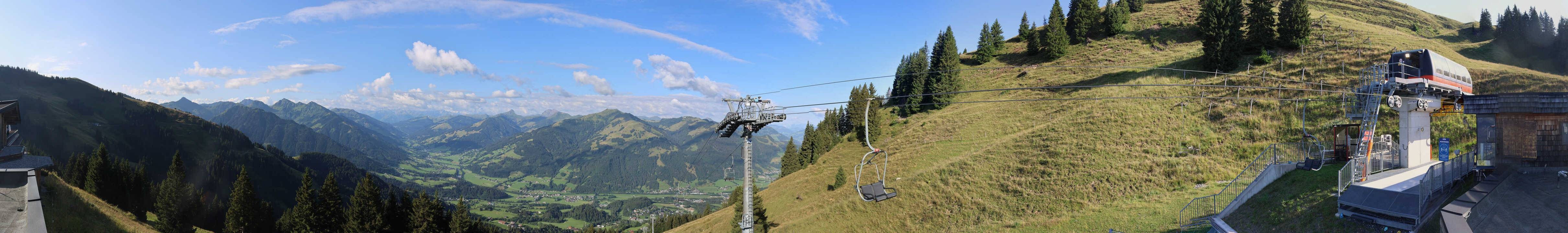 Archiv Foto Webcam Blick von der Bichlalm über Kitzbühel