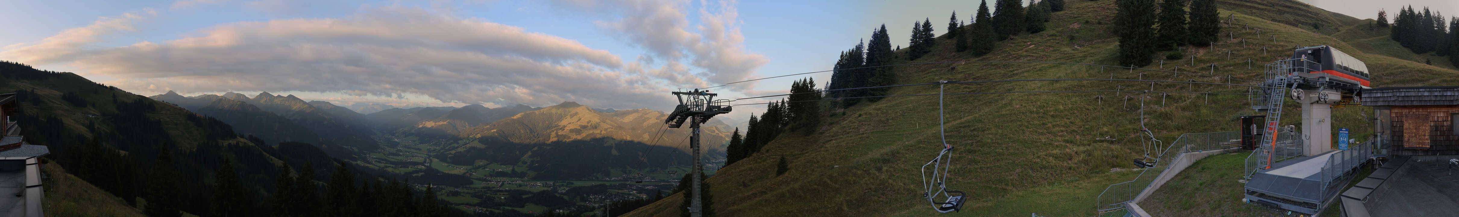 Archiv Foto Webcam Blick von der Bichlalm über Kitzbühel