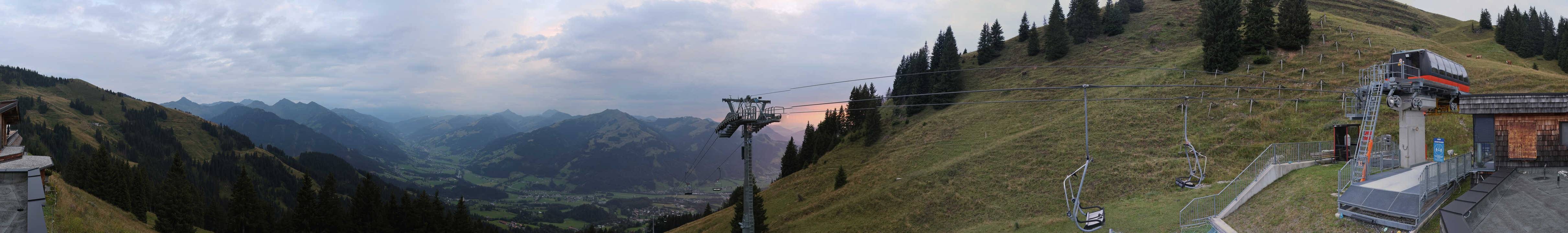 Archiv Foto Webcam Blick von der Bichlalm über Kitzbühel