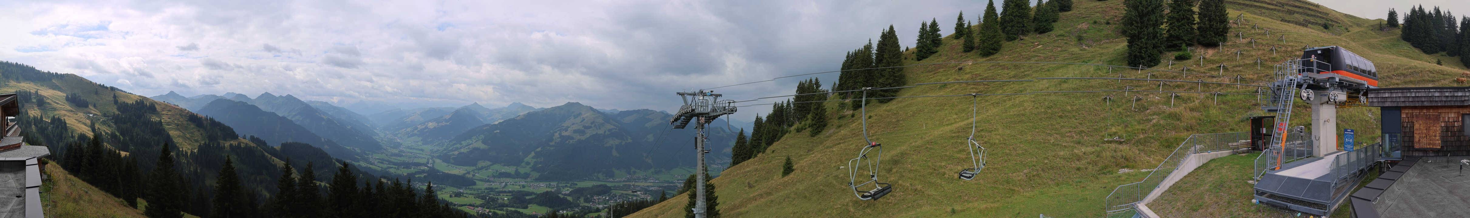 Archiv Foto Webcam Blick von der Bichlalm über Kitzbühel