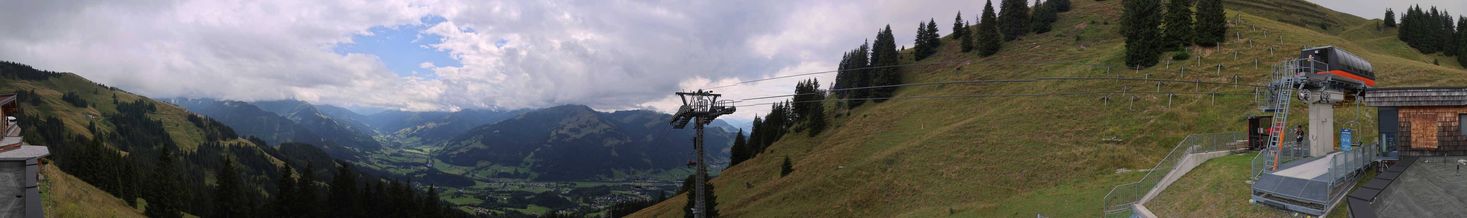 Archiv Foto Webcam Blick von der Bichlalm über Kitzbühel