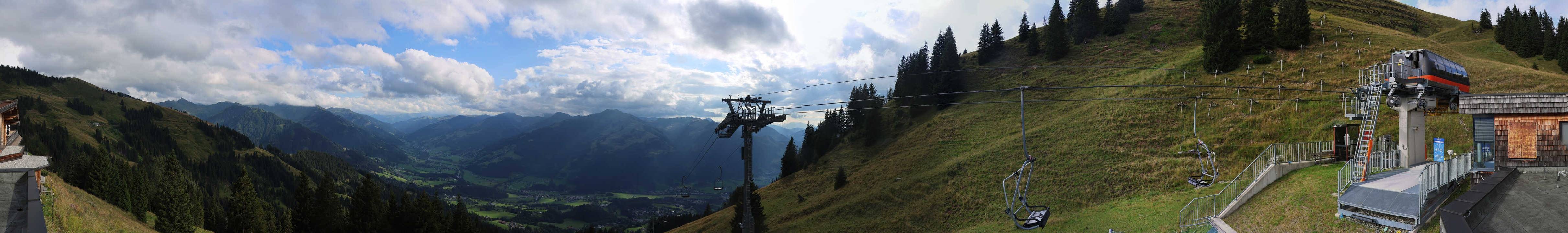 Archiv Foto Webcam Blick von der Bichlalm über Kitzbühel