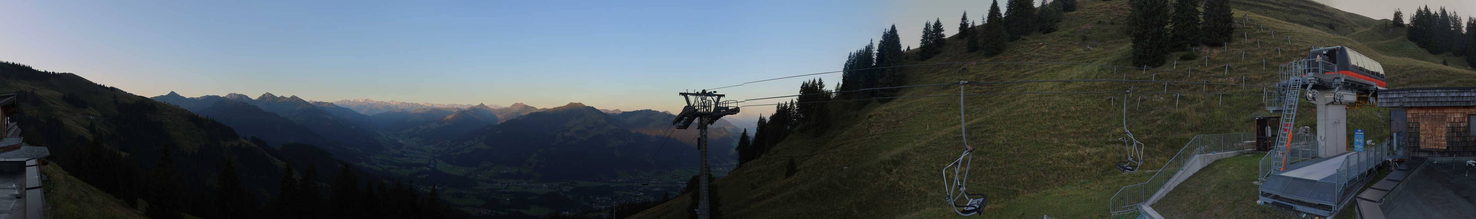 Archiv Foto Webcam Blick von der Bichlalm über Kitzbühel