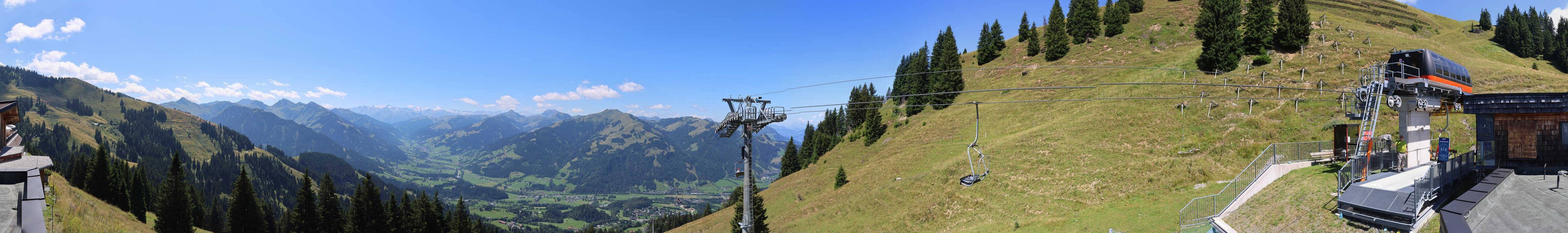 Archiv Foto Webcam Blick von der Bichlalm über Kitzbühel