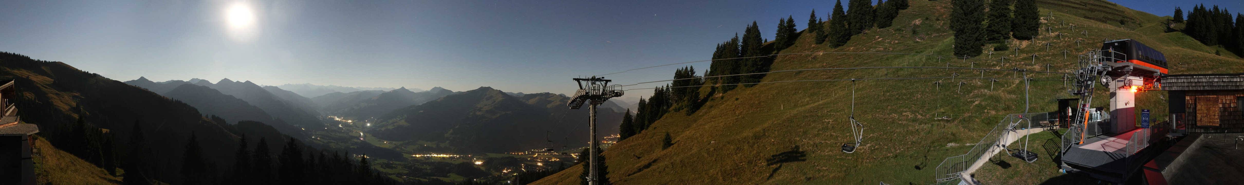 Archiv Foto Webcam Blick von der Bichlalm über Kitzbühel