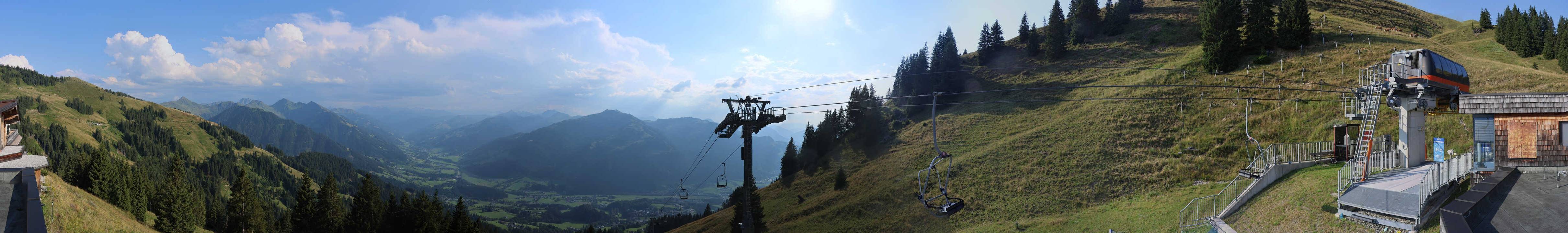 Archiv Foto Webcam Blick von der Bichlalm über Kitzbühel