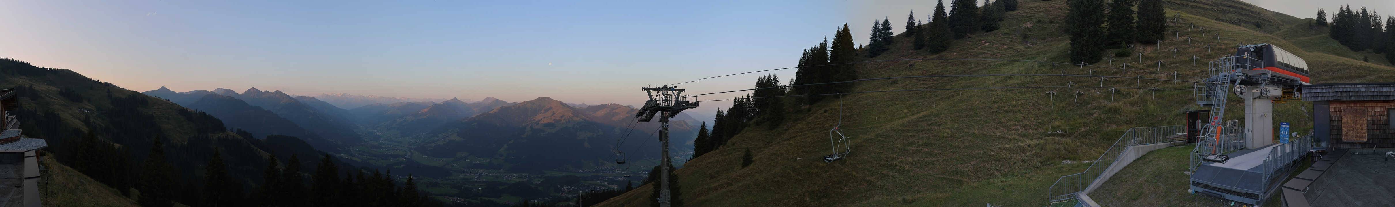 Archiv Foto Webcam Blick von der Bichlalm über Kitzbühel