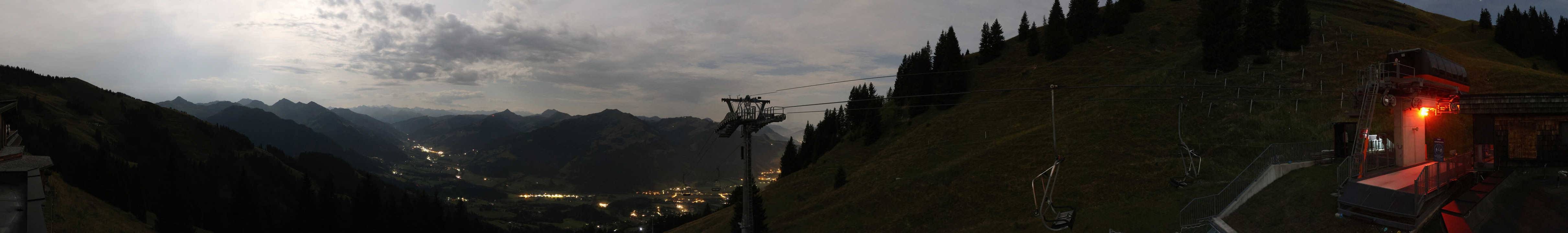 Archiv Foto Webcam Blick von der Bichlalm über Kitzbühel