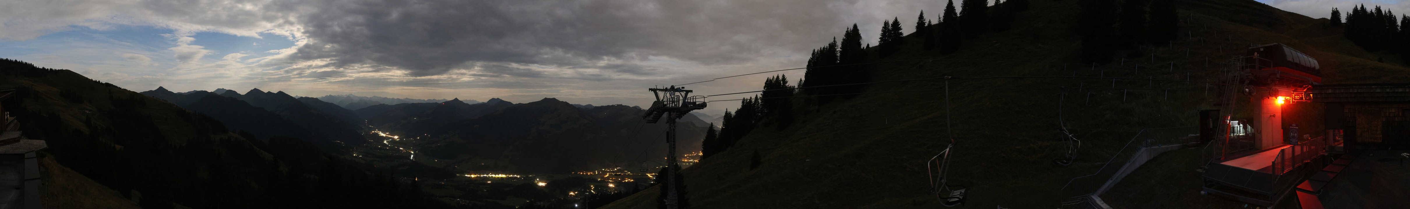 Archiv Foto Webcam Blick von der Bichlalm über Kitzbühel