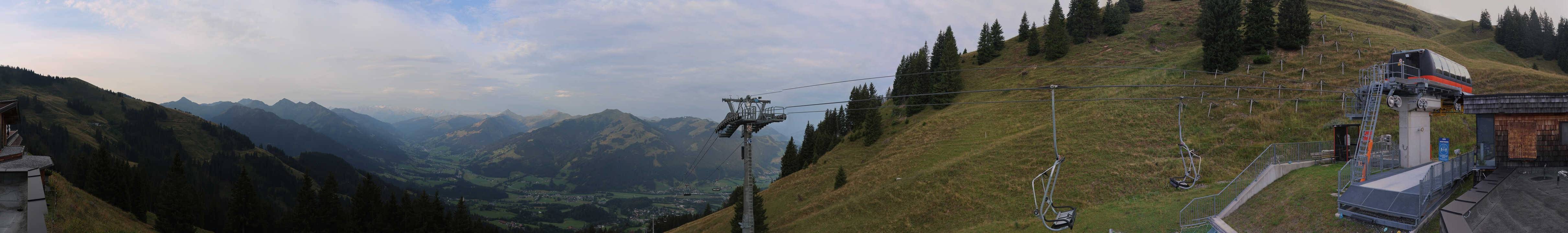 Archiv Foto Webcam Blick von der Bichlalm über Kitzbühel