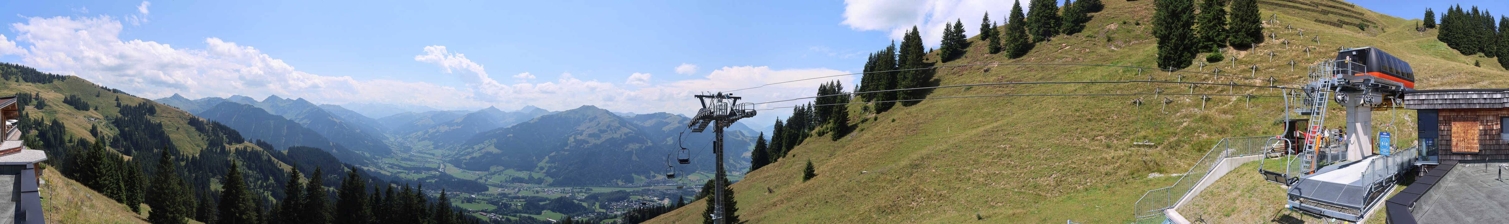 Archiv Foto Webcam Blick von der Bichlalm über Kitzbühel