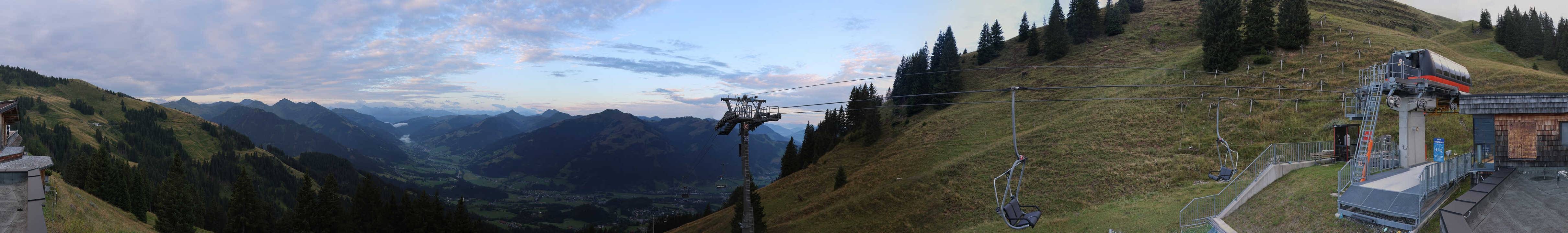 Archiv Foto Webcam Blick von der Bichlalm über Kitzbühel