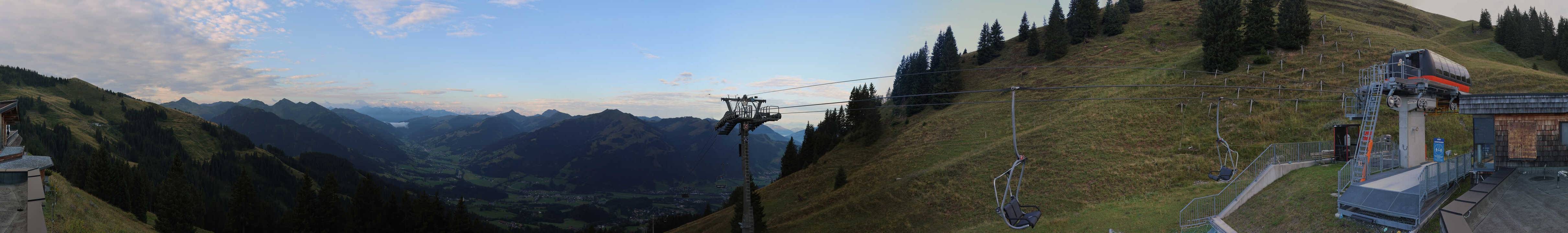 Archiv Foto Webcam Blick von der Bichlalm über Kitzbühel