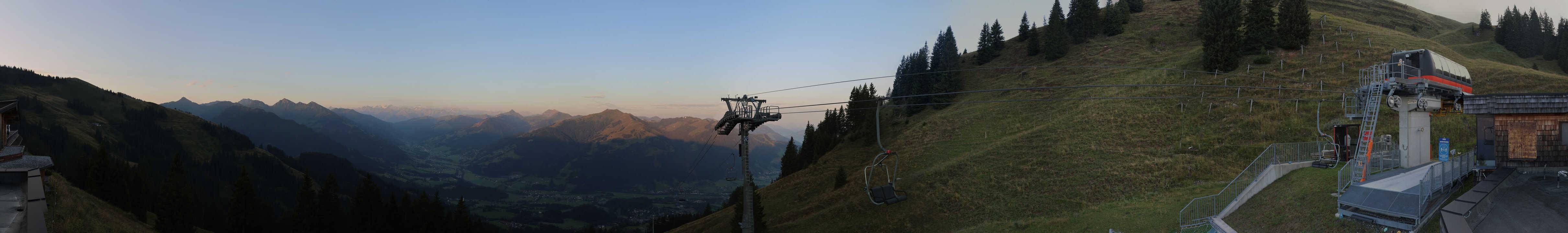 Archiv Foto Webcam Blick von der Bichlalm über Kitzbühel