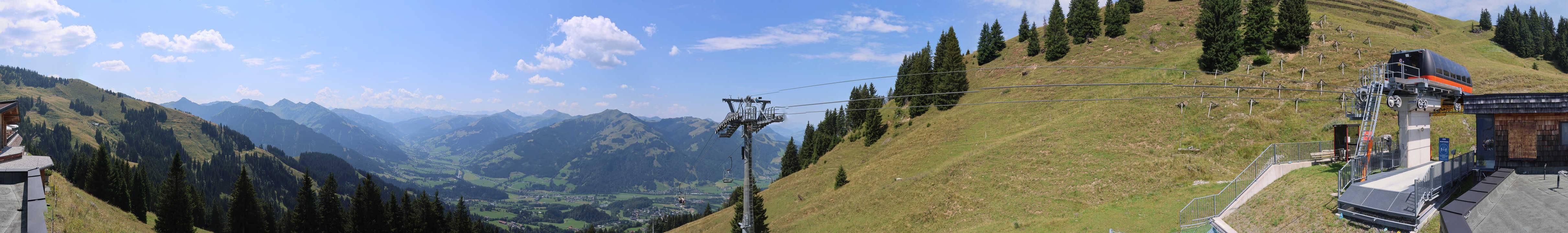 Archiv Foto Webcam Blick von der Bichlalm über Kitzbühel